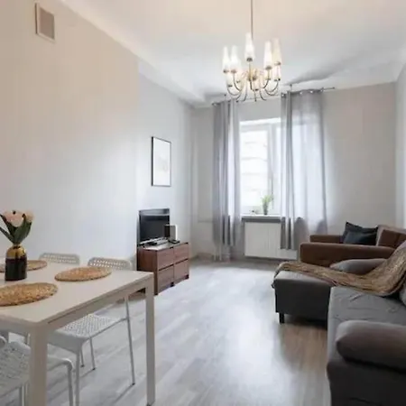 Golden - Comfortable 2-bedroom In Center, Marszalkowska
