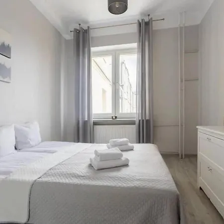 Apartment Golden - Comfortable 2-bedroom In Center, Marszalkowska