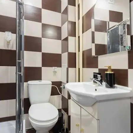 Golden - Comfortable 2-bedroom In Center, Marszalkowska Apartment *